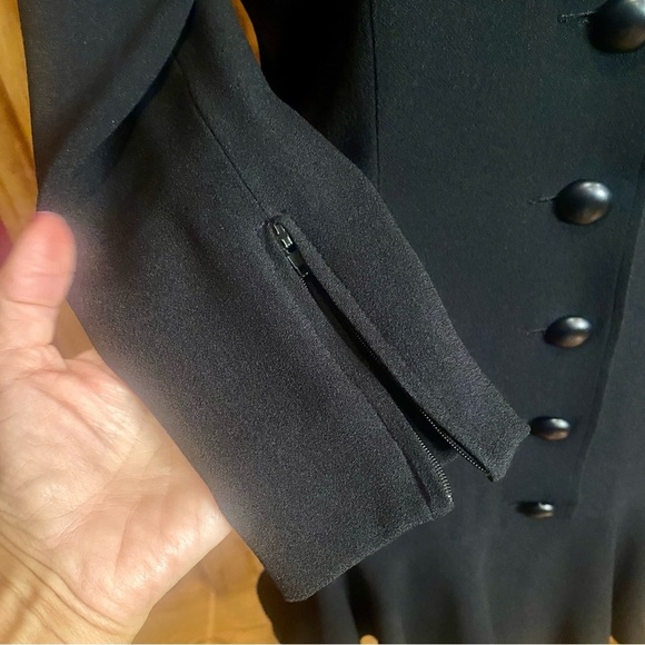 Elegant Black Midi Dress - Picture 6 of 10